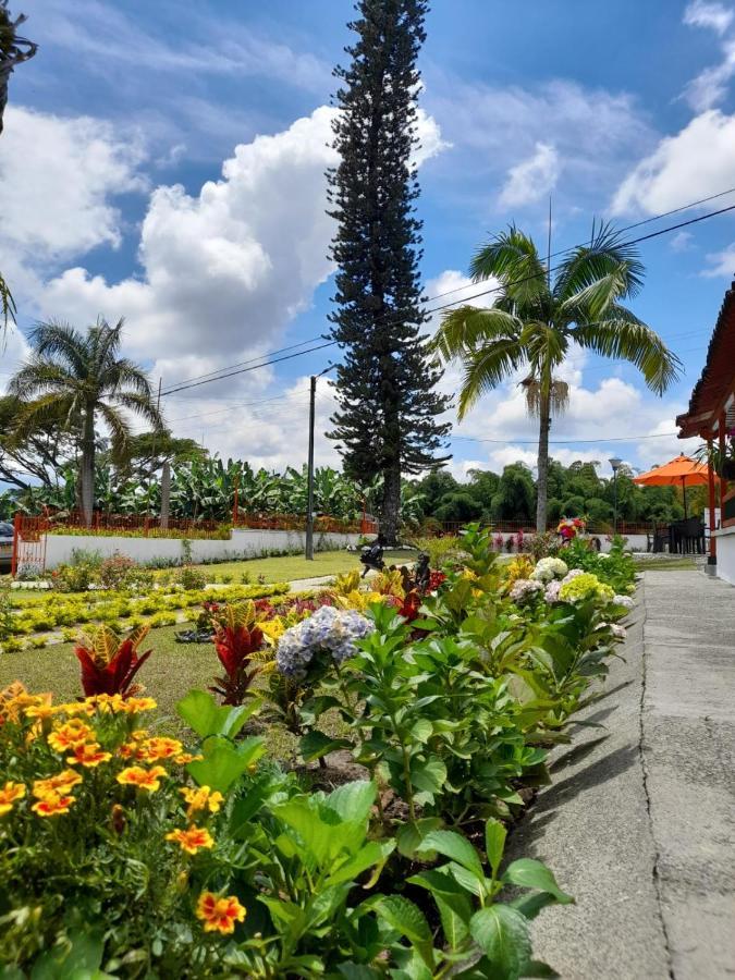 Hotel Campestre La Floresta Armenia  Exterior foto