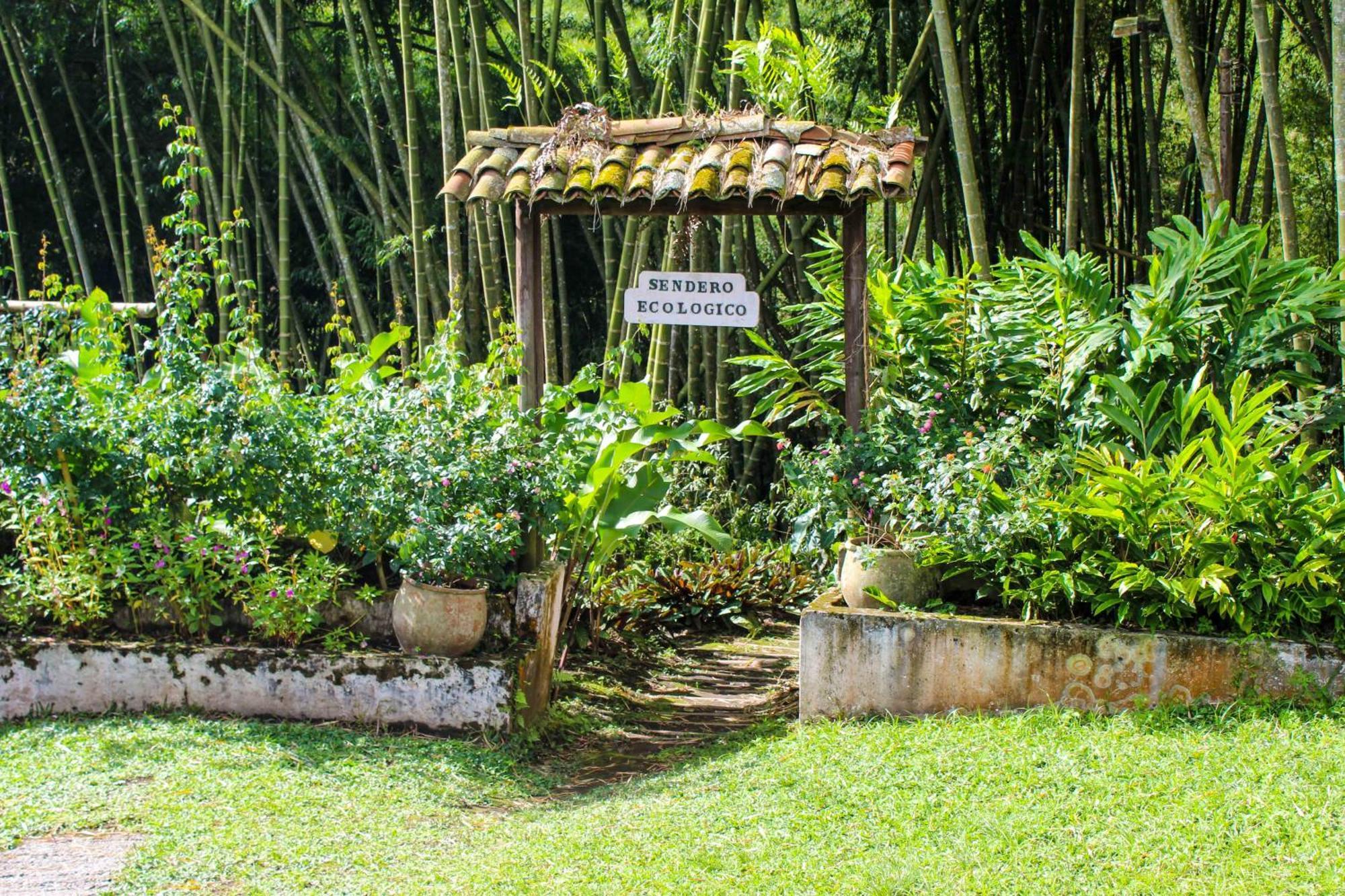 Hotel Campestre La Floresta Armenia  Exterior foto